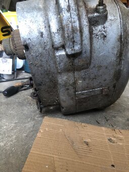 Motor jawa 250/353 - 7