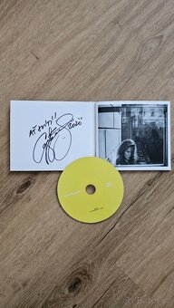 Aneta Langerová - Dvě slunce + autogram - 7