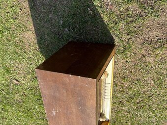 Staré rádio Elprom typ M2 - 7