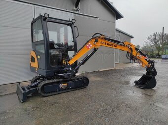 bagr, minibagr, motor Kubota - 7