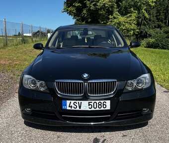 BMW E90 330i - 7