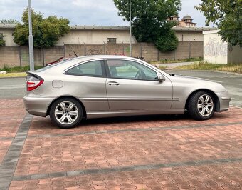 Mercedes-Benz W203 Coupé (2006, 1.8 Kompressor) - 7