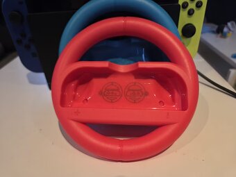 Kompletní sada Nintendo Switch – konzole + 18 her + přísluše - 7