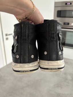 Diesel kotníčkové tenisky - 7