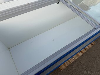 Prosklený pultový mrazák 250x85x85cm - 7