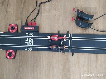 Stolní hry, puzzle, hračky - 7