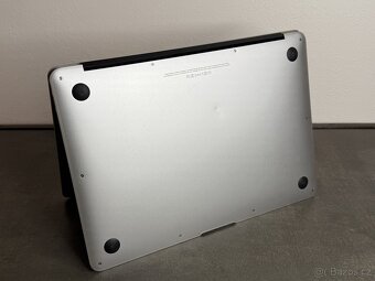 Macbook Air 13'' 2012 / i5 / 4GB / 128GB SSD / DPH - 7