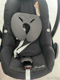 Maxi Cosi plus + základna + podsedak - 7