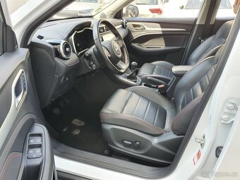 MG ZS Luxury ICE 1.0T-GDI 82 kW Luxury 85tkm Virtual kam360° - 7