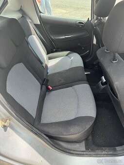 Peugeot 206 - 7