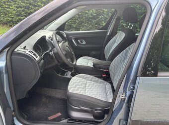 Škoda Roomster 1.6 77 kW Style Plus Edition - benzín - 7