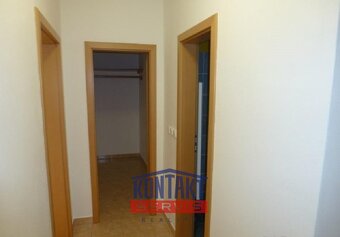 Pronájem bytu 1+kk s prostorným balkónem, U trojice, České B - 7