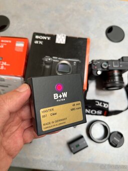 Sony Alpha A7C černý + Sony FE 24mm f/2.8 G +přísl. a záruka - 7