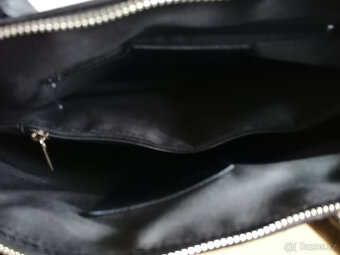 Nová kožená kabelka s barevnou srstí - 7