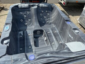 Virivka pro 2-3 osoby Balboa - 7