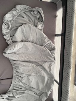 Cestovní postýlka - 7