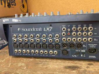 Mixážní pult SOUNDCRAFT LX7ii - 7