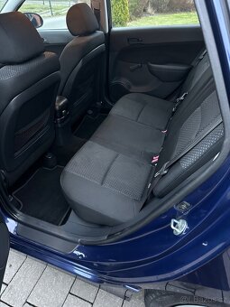 Hyundai I30 combi 1,4 benzín - 7