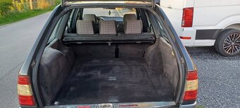 Mercede W124 230TE - 7