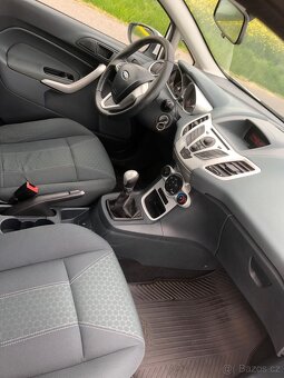 Ford Fiesta - 7