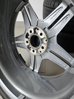 Orig. Mercedes V-class 5x112 Letní 245/45/18 - Top - 7