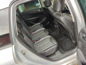 Sedák druhé a třetí řady Peugeot 308 sw - 7