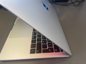 MacBook Pro 13.3" (2017) – 2,3 GHz i5, 8GB RAM, 250GB SSD - 7