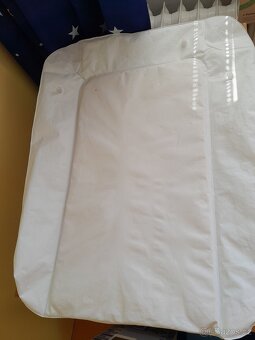 Přebalovací pult IKEA - 7