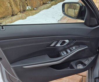 BMW 320d xdrive, 12/2023, najeto 35 tis. Km, webasto - 7