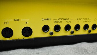 KORG M50 Music Workstation - 7