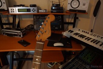 Prodam el gitaru Fender Stratocaster made in U.S.A. - 7