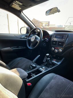 SUBARU IMPREZA STI - 7