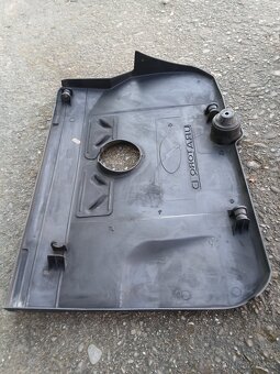 horni kryt motoru mondeo - 7