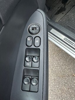 Hyundai I30 2.0CRDI - 7