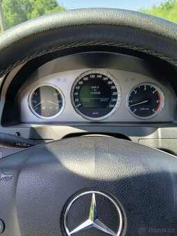 Prodám Mercedes C320 - 7