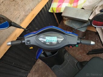 Elektrická třikolka pro penzisty - 7