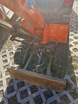 Prodám pasový minibagr Digger D 800 - 7