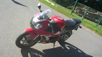 Honda CBR 929 RR Fire Blade - 7
