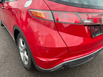 Honda Civic 8.gen. - 7