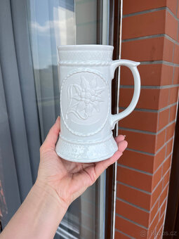 Bílý porcelánový pivní korbel 500ml, Lorke Německo - 7
