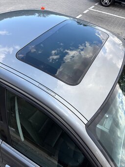 BMW e90 330d lci - 7