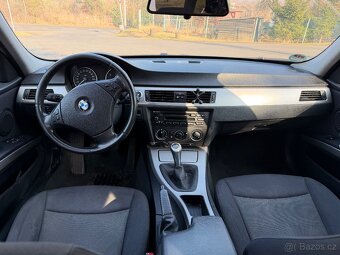 BMW 320i - 7