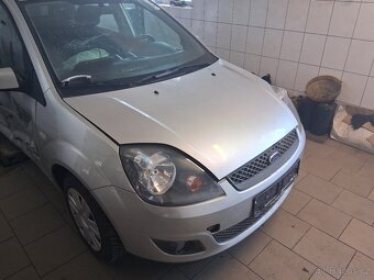 Náhradní díly Ford fiesta - 7