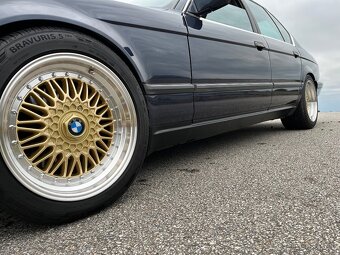 Bmw e32 735i manuál - 7