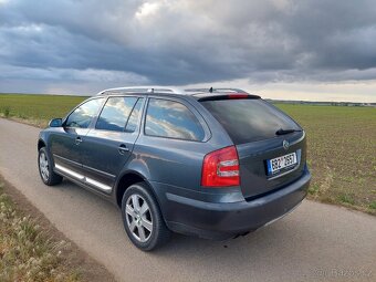 Octavia 2 2.0 FSI 110kW 4x4 (2007) - 7