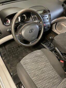 Kia Ceed 1.4 - 7