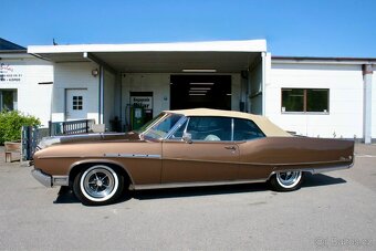 1968 Buick Electra 225 Custom Convertible - 7