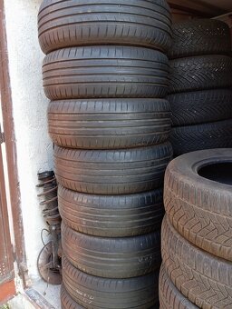 215/60/16 Dunlop - 7