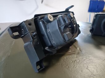 Nabízím přední světla Nissan Terrano 2 - 7