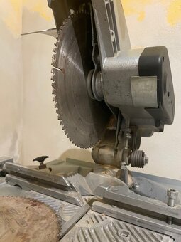 Prodám pokosovou kapovací pilu s funkcí stolní pily ELU TGS - 7